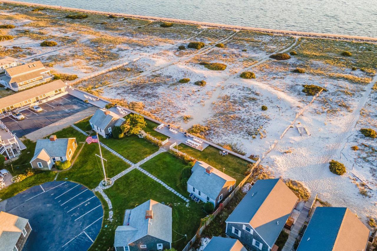 Sandbars Inn - Beachside Cottage North Truro Extérieur photo